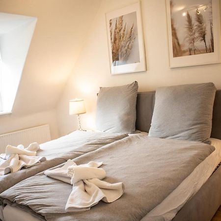 Wohnung Fuer 4 Gaeste In Laatzen Messe- Und Citynah Hannover Exterior foto